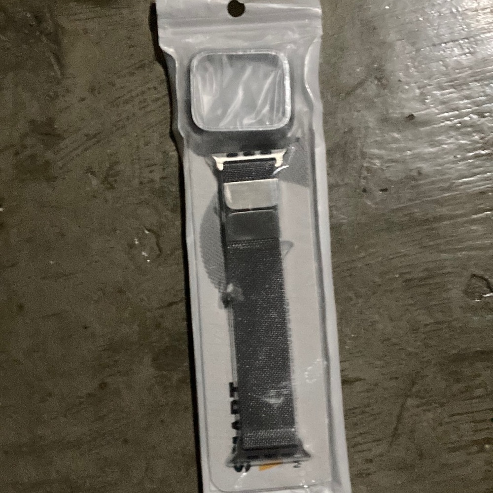 Silver metal smartphone wristband
